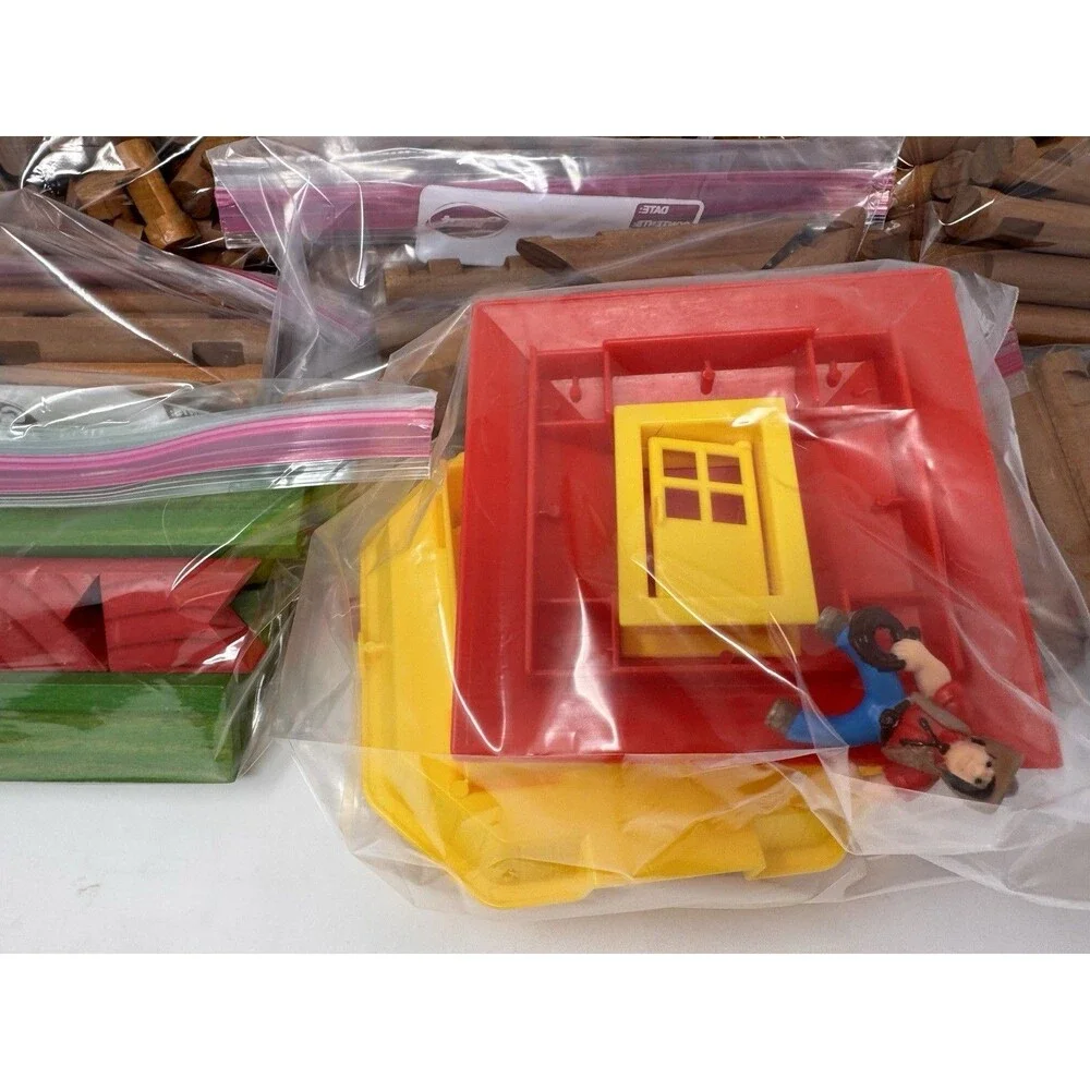 Vintage Lincoln Logs Wooden Building Pieces Lot ~290 Pieces Sorted Clean (B)